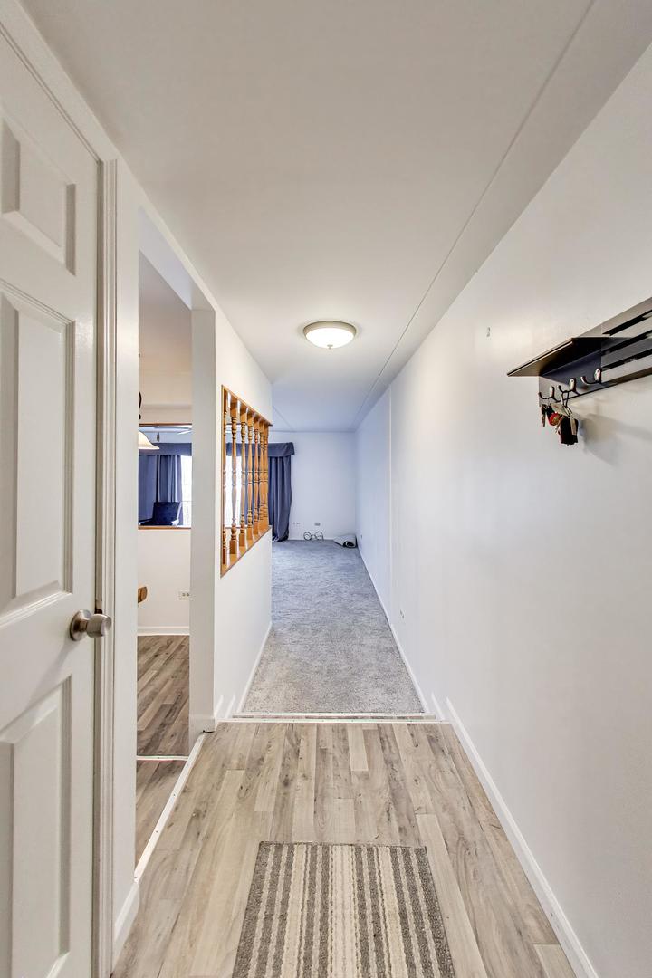 18559 Escanaba Avenue 101 Property Photo 2