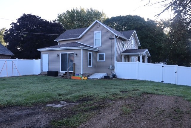 117 4th Street Property Photo 15