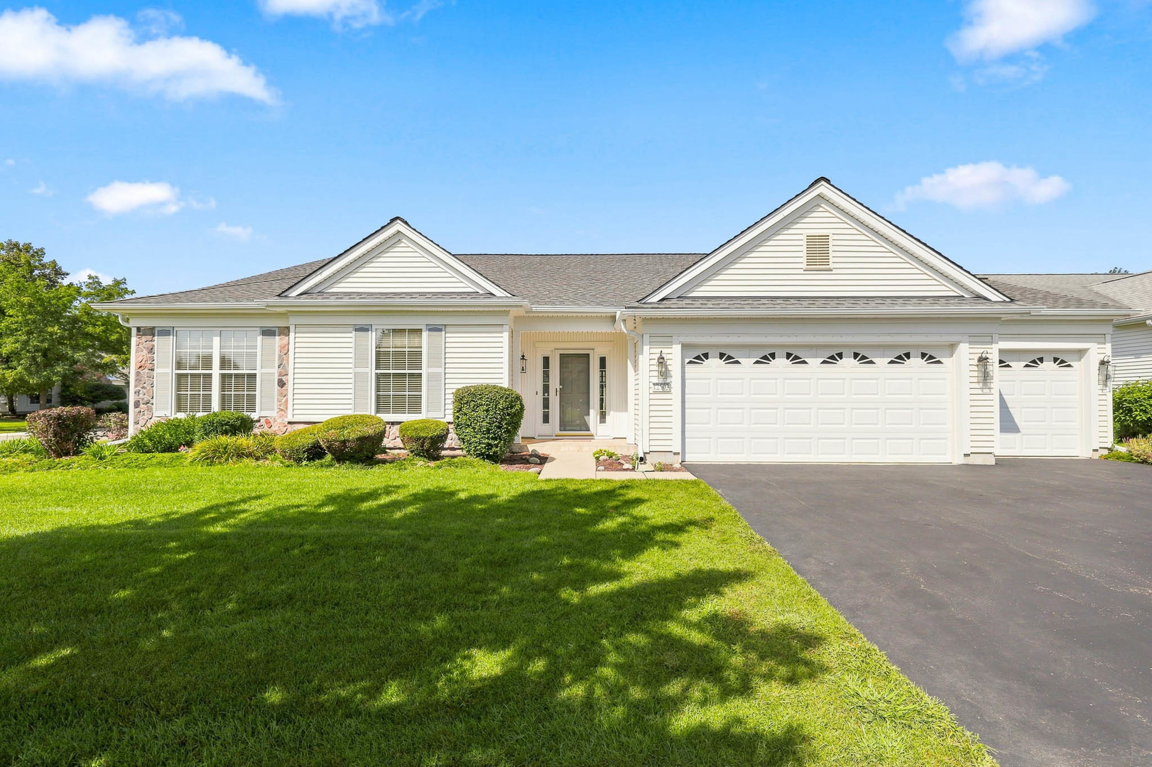12503 Rolling Meadows Lane Property Photo 1