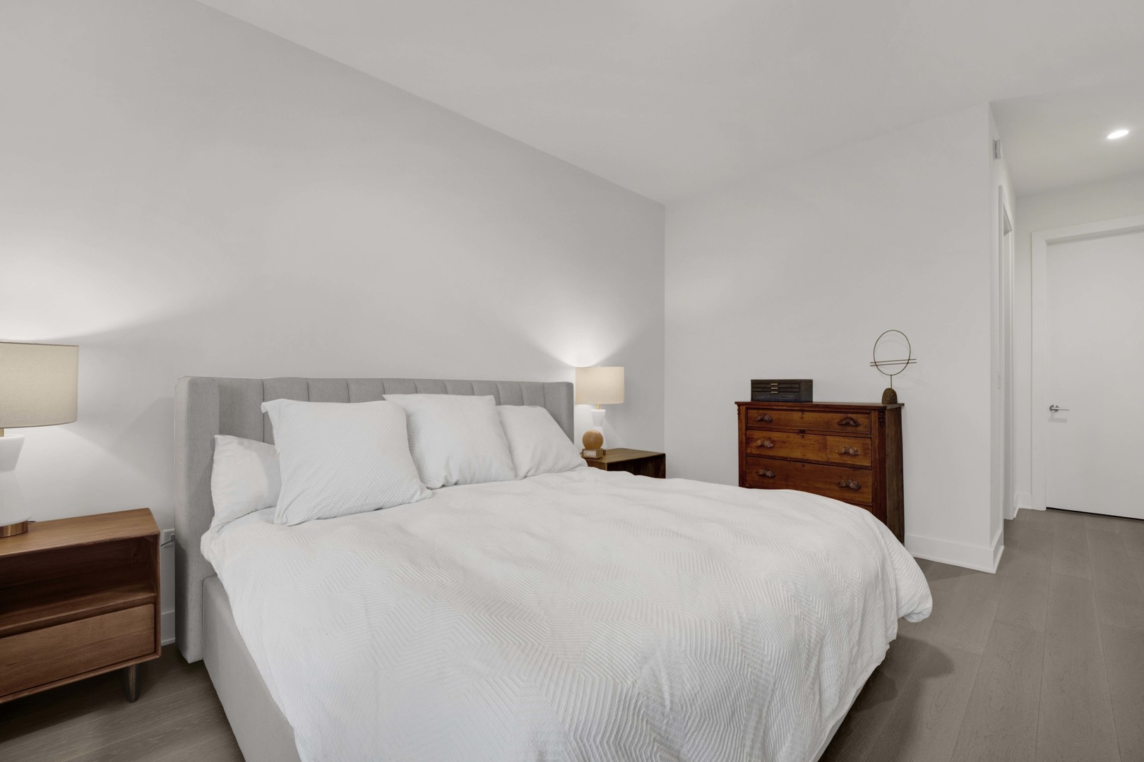 1701 W Webster Avenue 205 Property Photo 14