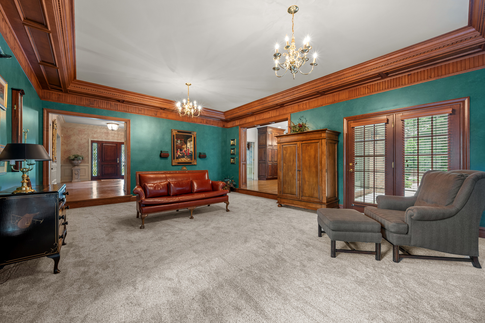 713 Fox Glen Drive Property Photo 17