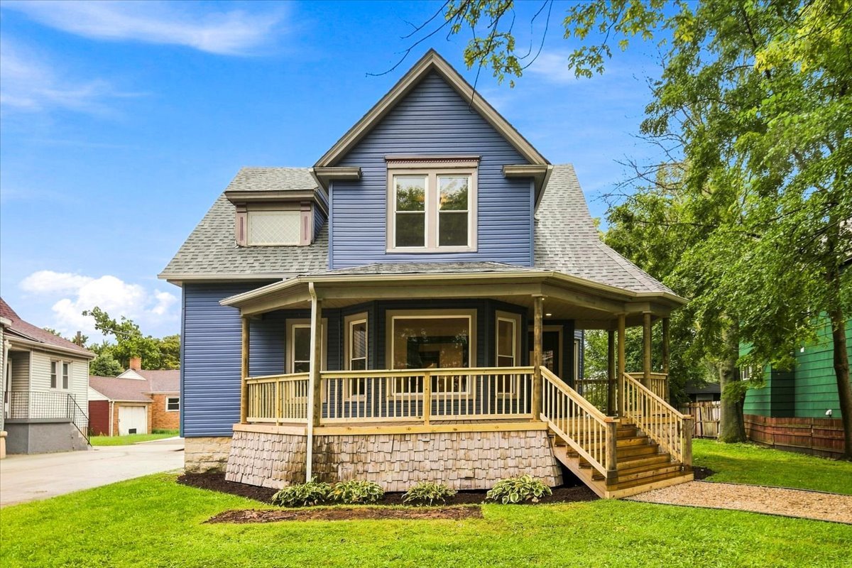 417 Buell Avenue Property Photo 1