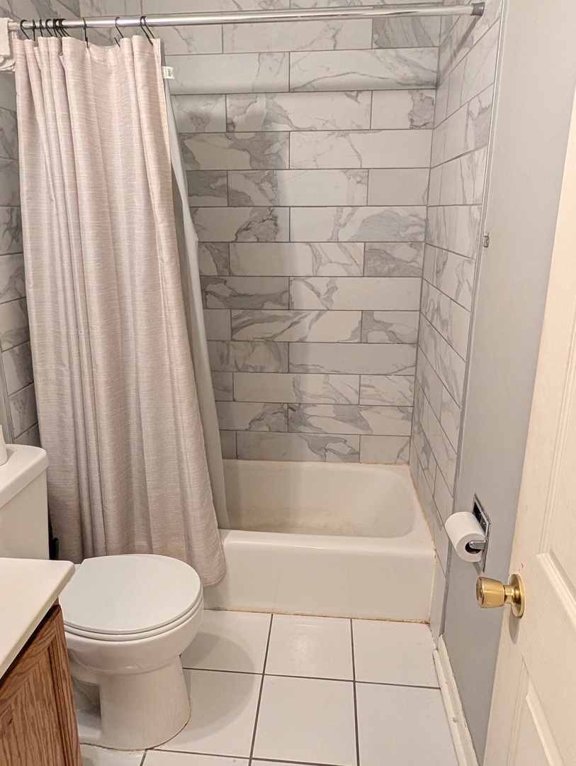 57 Washington Boulevard 201 Property Photo 6