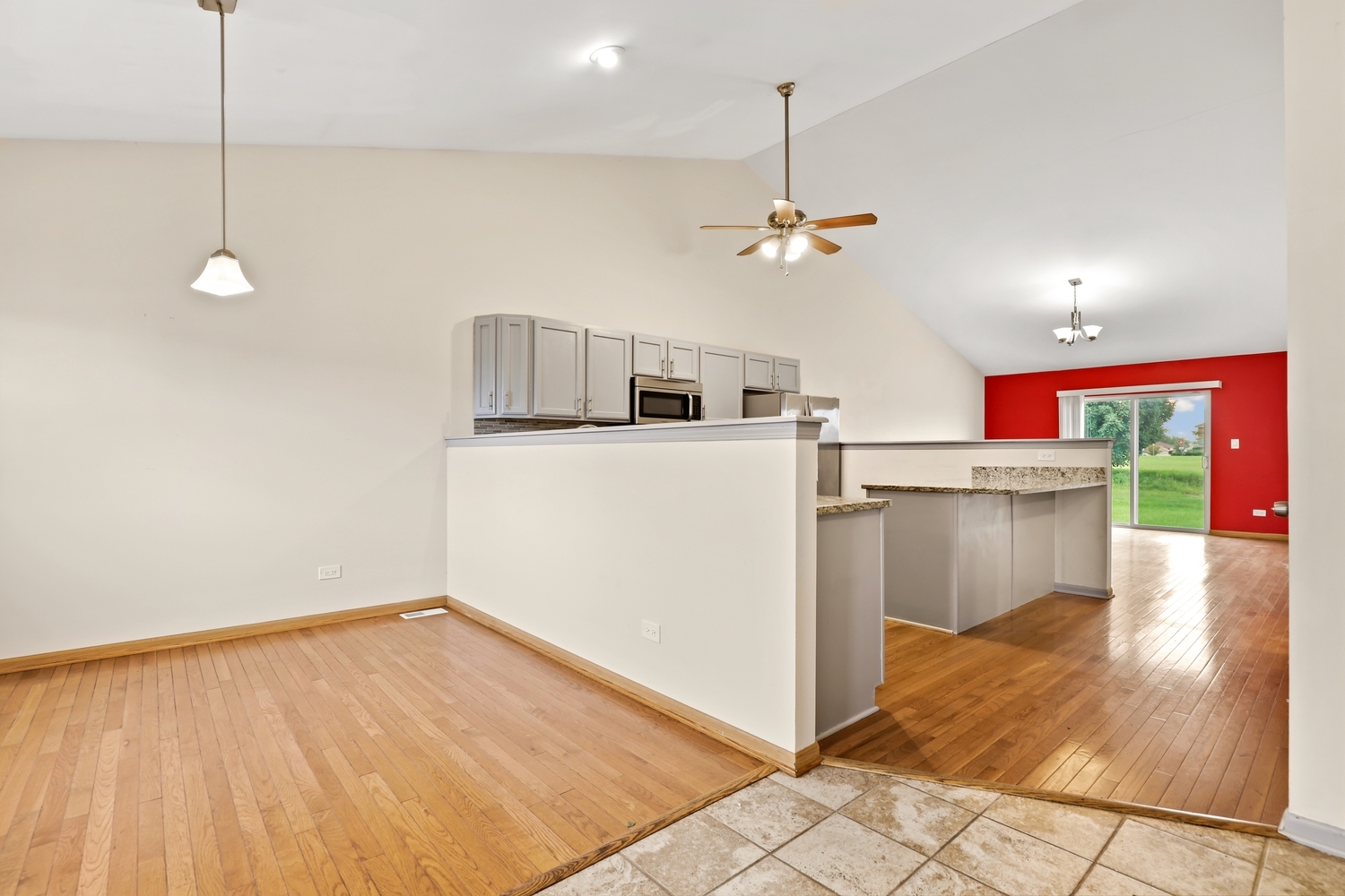 22977 Westwind Drive Property Photo 4