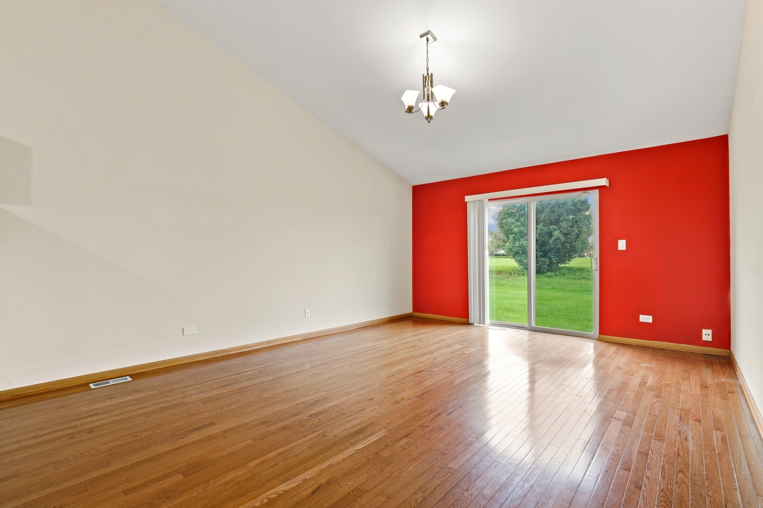 22977 Westwind Drive Property Photo 11