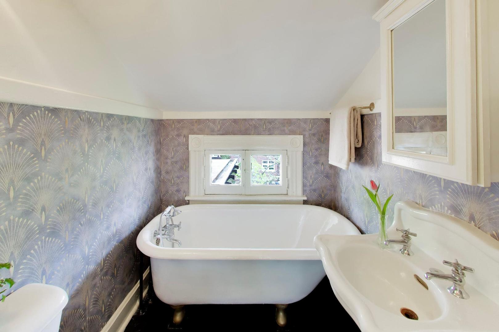 1046 Ridge Street Property Photo 42