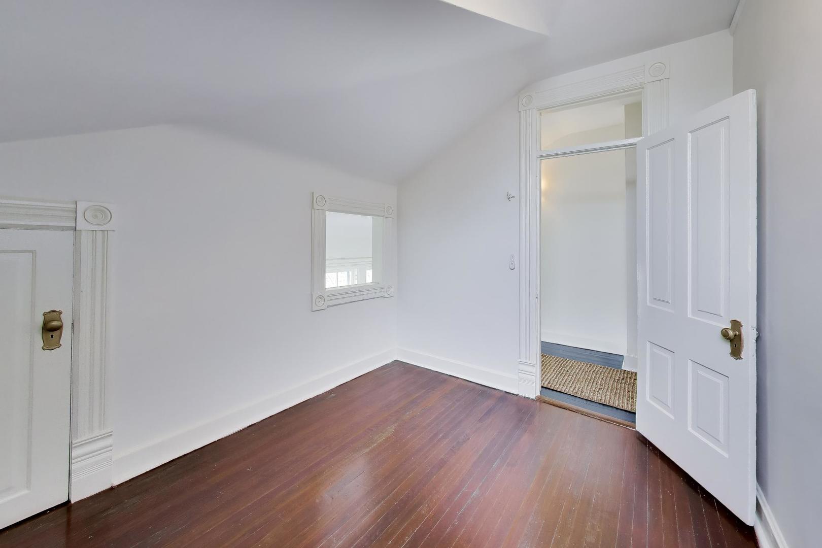 1046 Ridge Street Property Photo 43