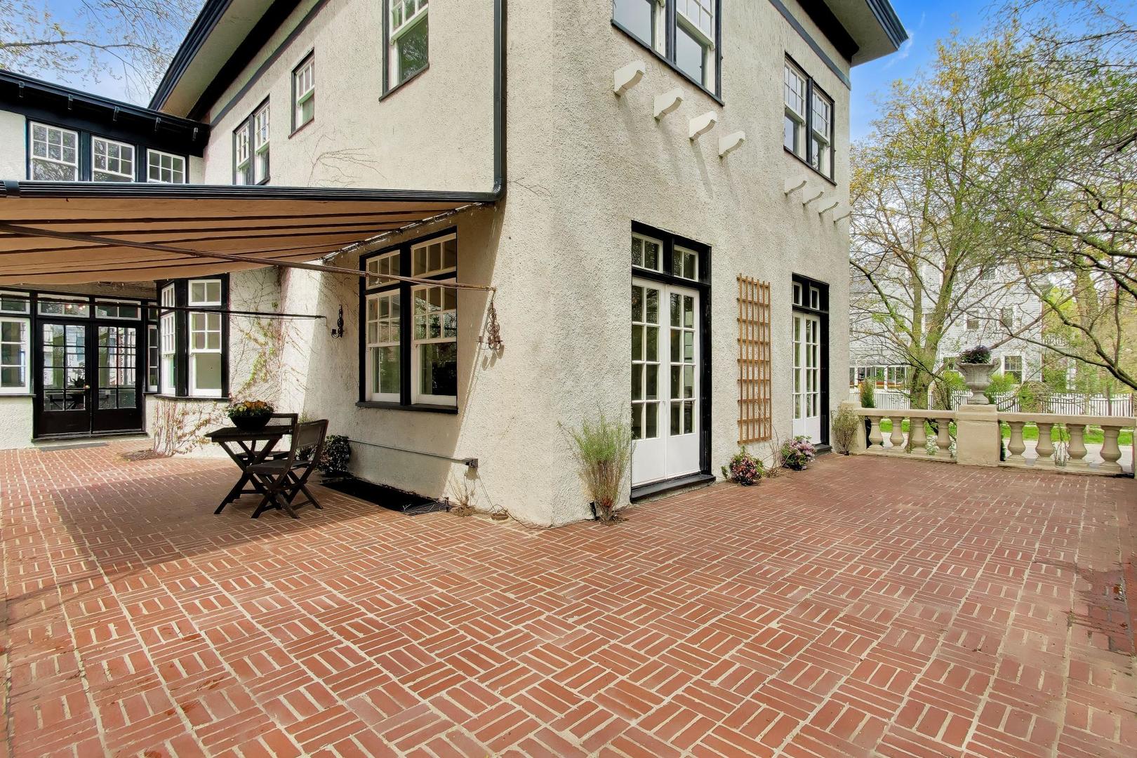 1046 Ridge Street Property Photo 48