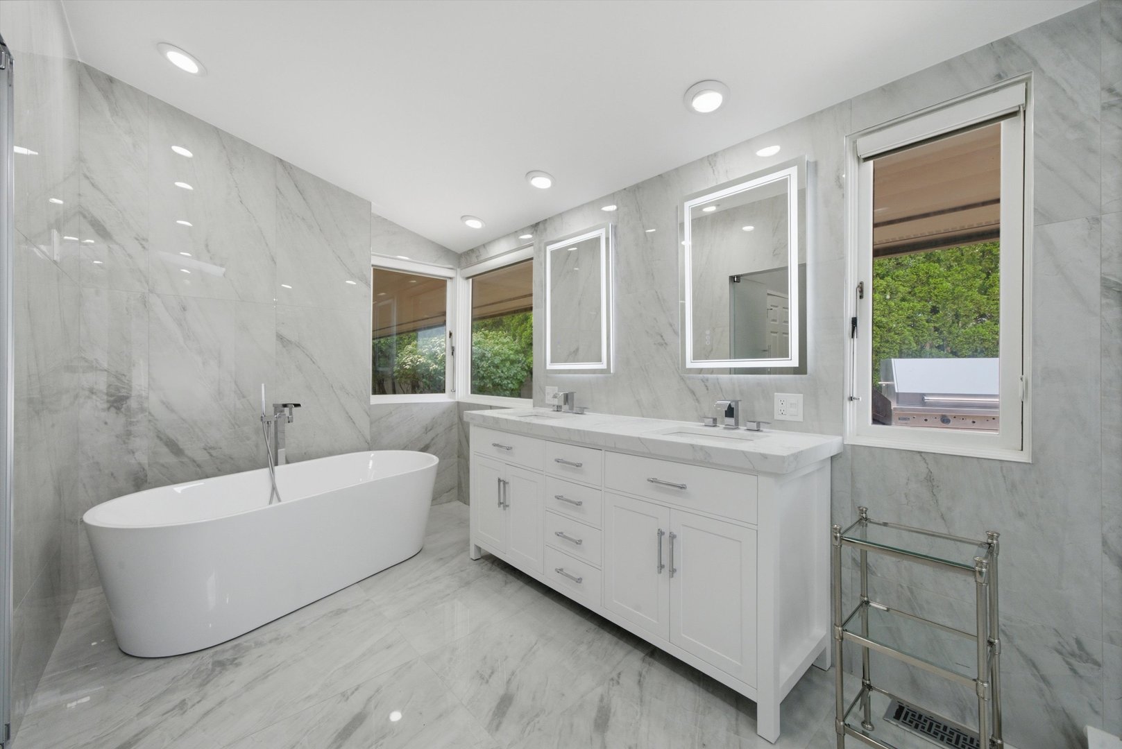 130 N Dee Road Property Photo 23
