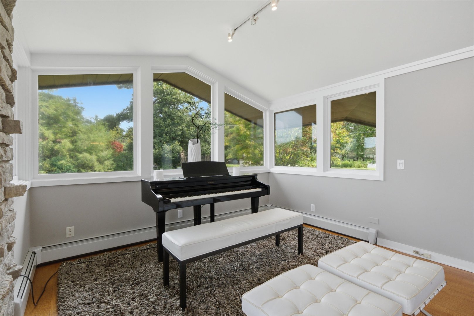 130 N Dee Road Property Photo 28