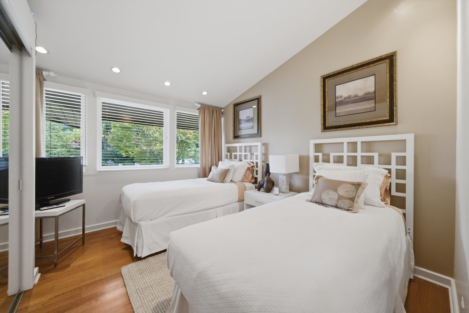 130 N Dee Road Property Photo 29