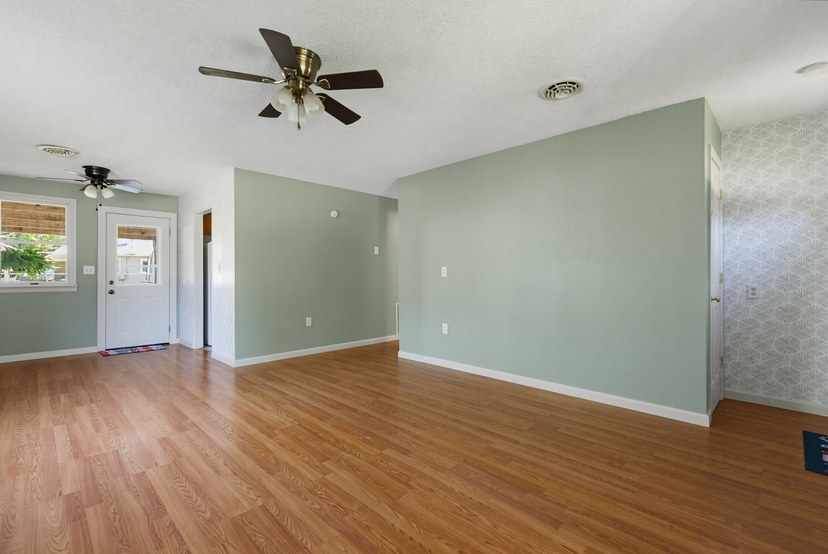 3803 11th Avenue Property Photo 7