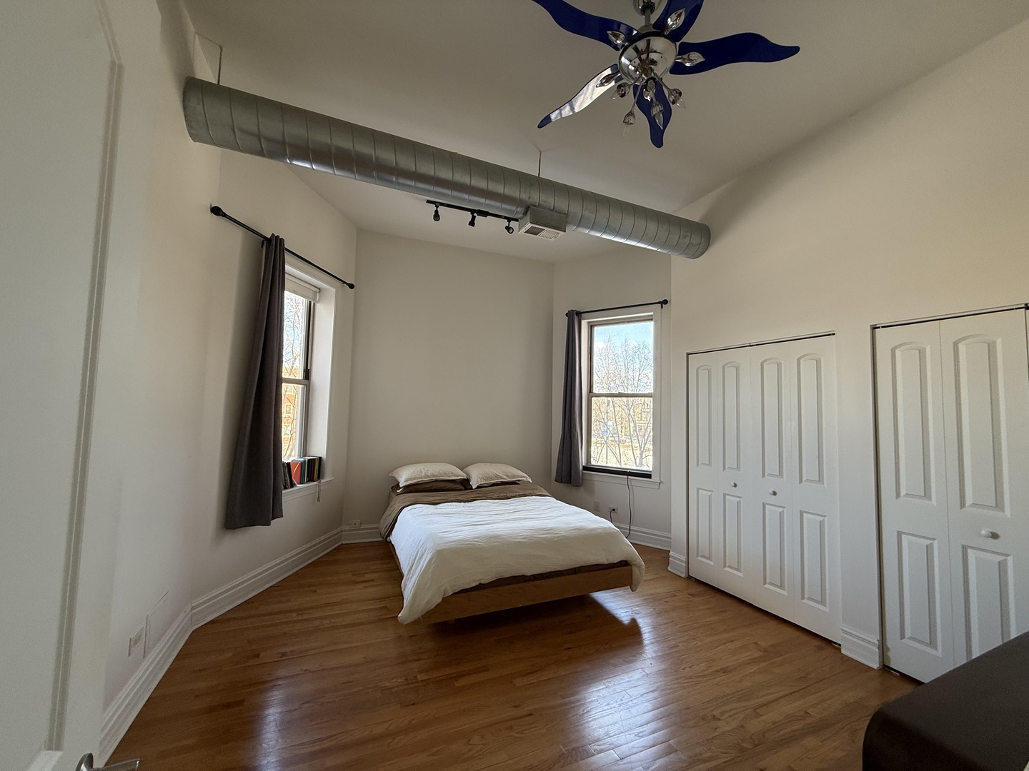 5014 S King Drive 2e Property Photo 11
