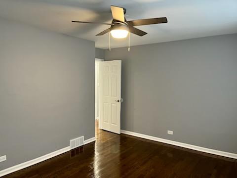 9334 S Paxton Avenue Property Photo 6