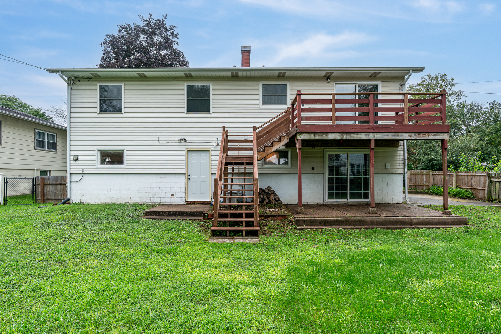 2853 Forest Road Property Photo 3