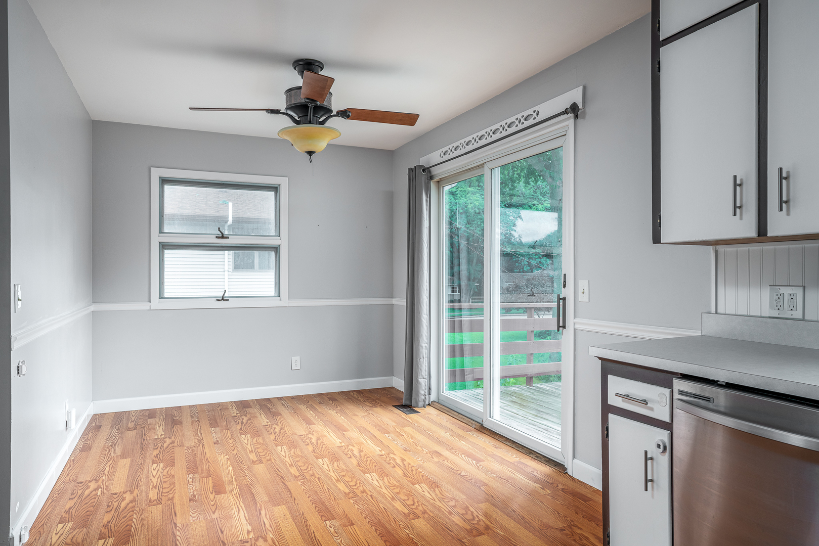 2853 Forest Road Property Photo 5
