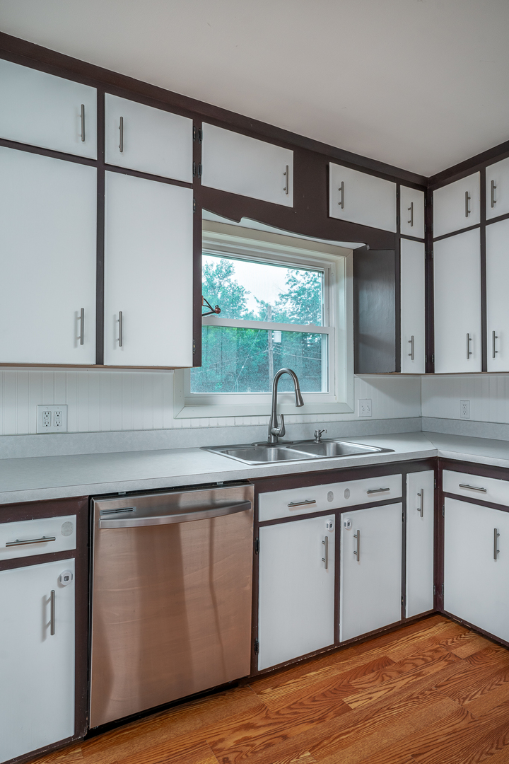 2853 Forest Road Property Photo 6