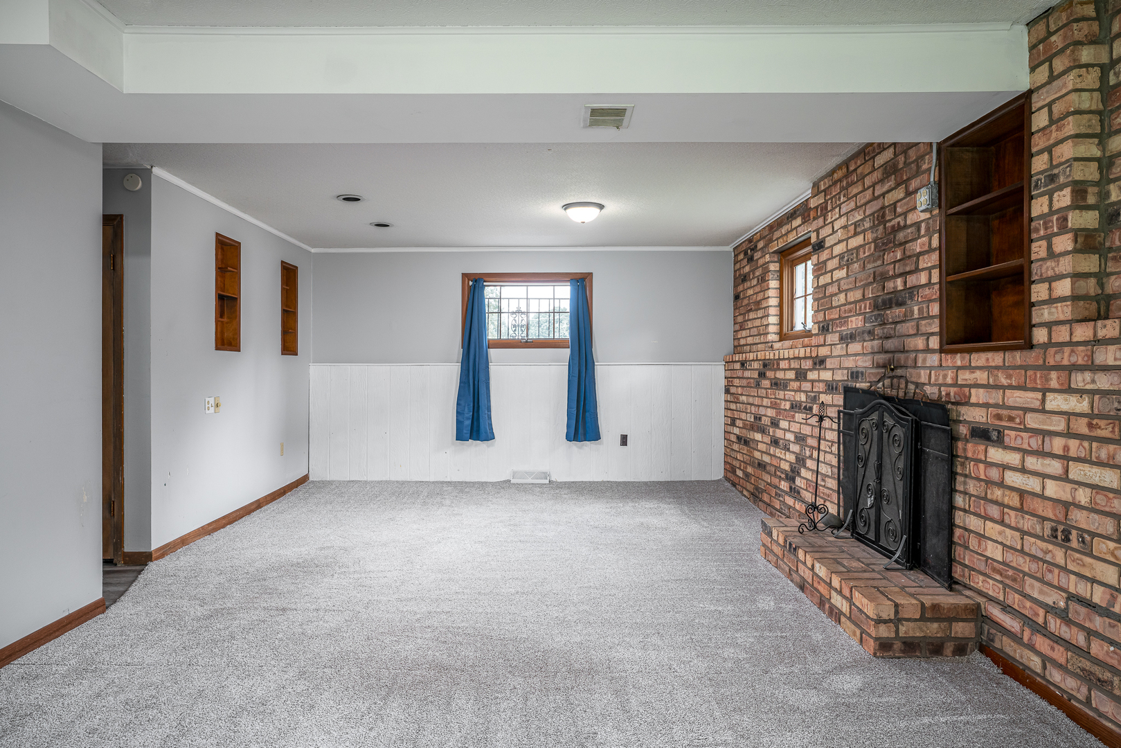 2853 Forest Road Property Photo 16