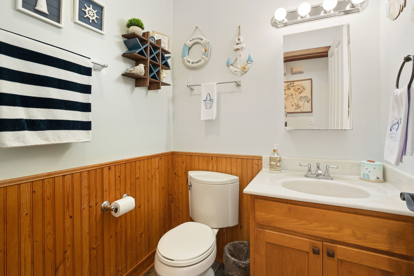 25138 W Lake Avenue Property Photo 15