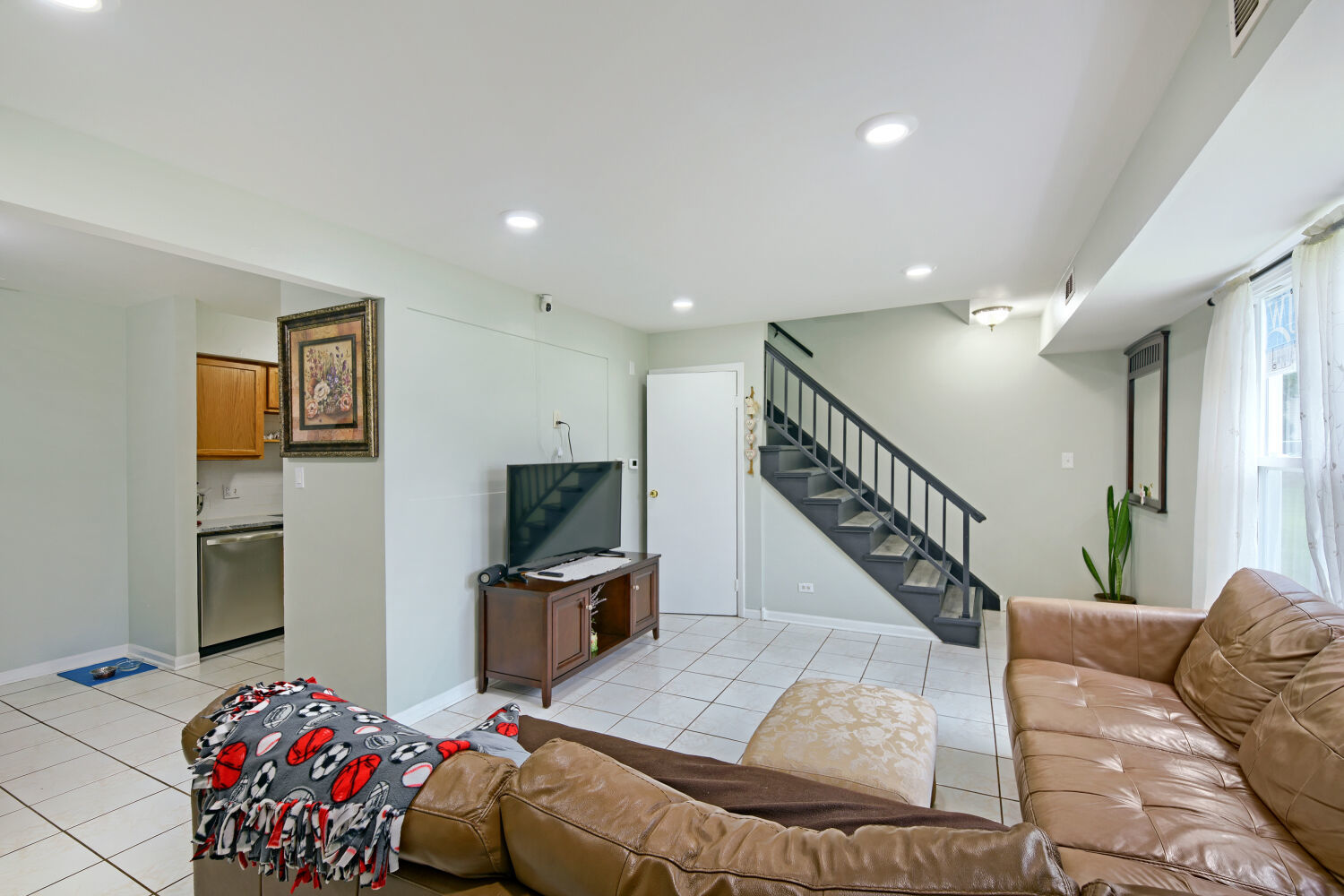 1301 N Glen Circle D Property Photo 4