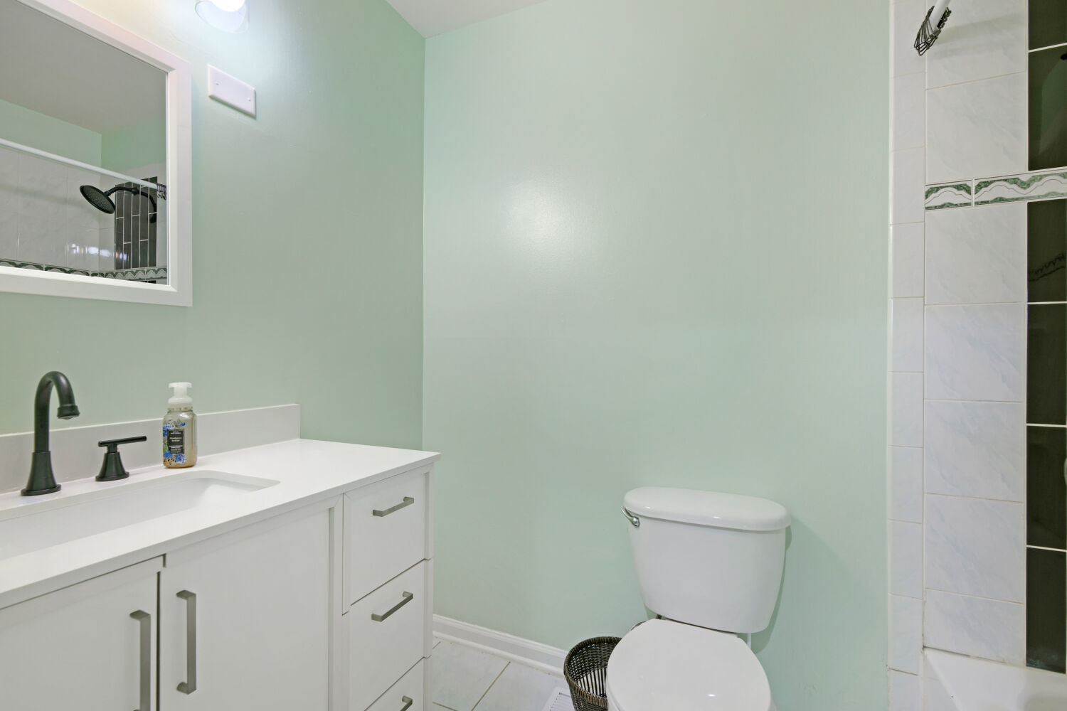 1301 N Glen Circle D Property Photo 13