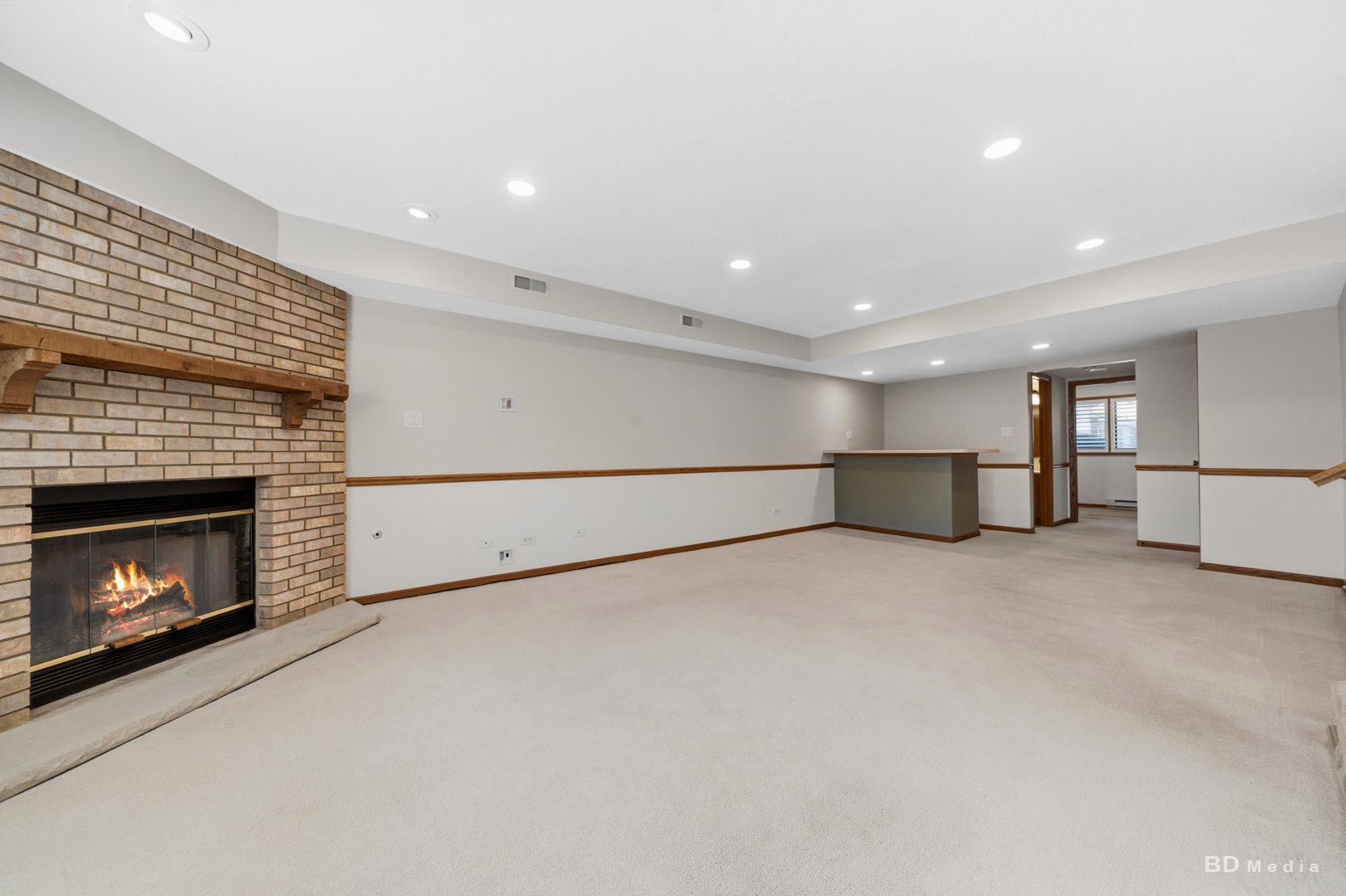 18116 John Charles Drive Property Photo 11