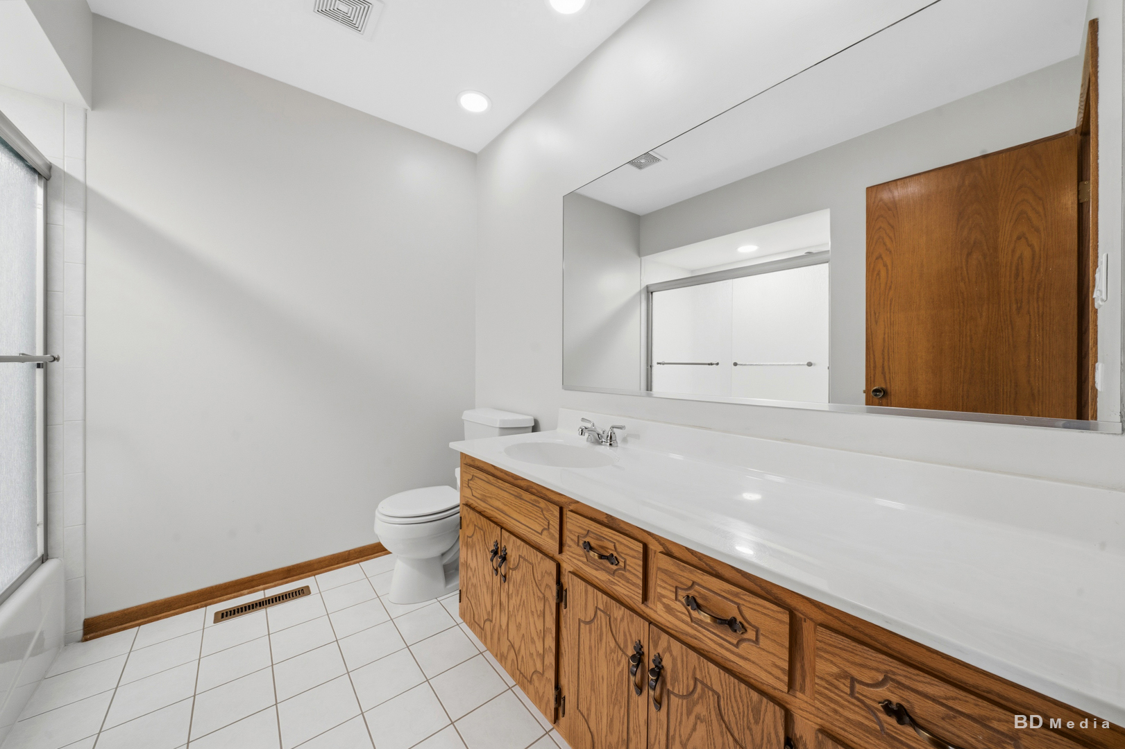 18116 John Charles Drive Property Photo 19