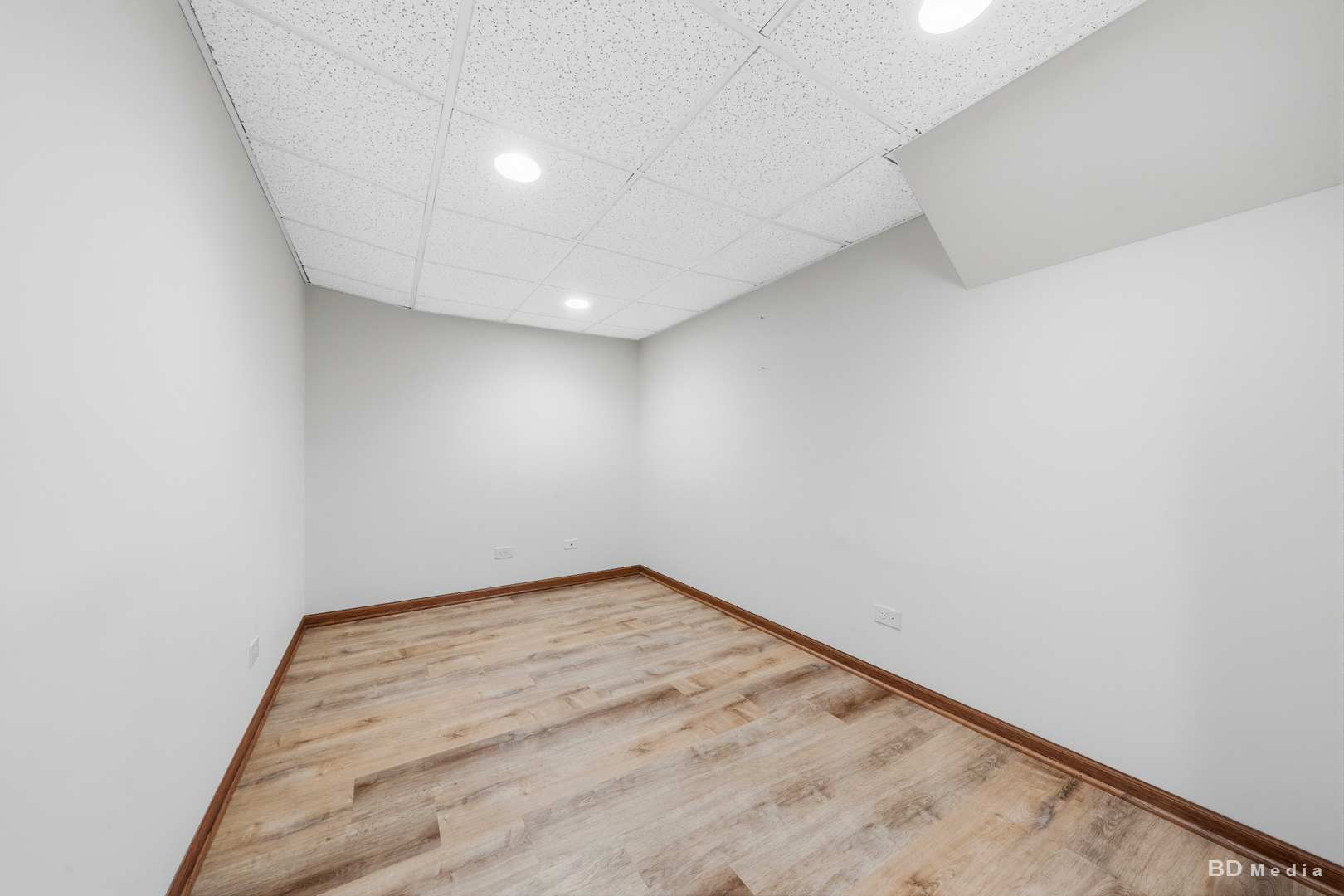 18116 John Charles Drive Property Photo 24