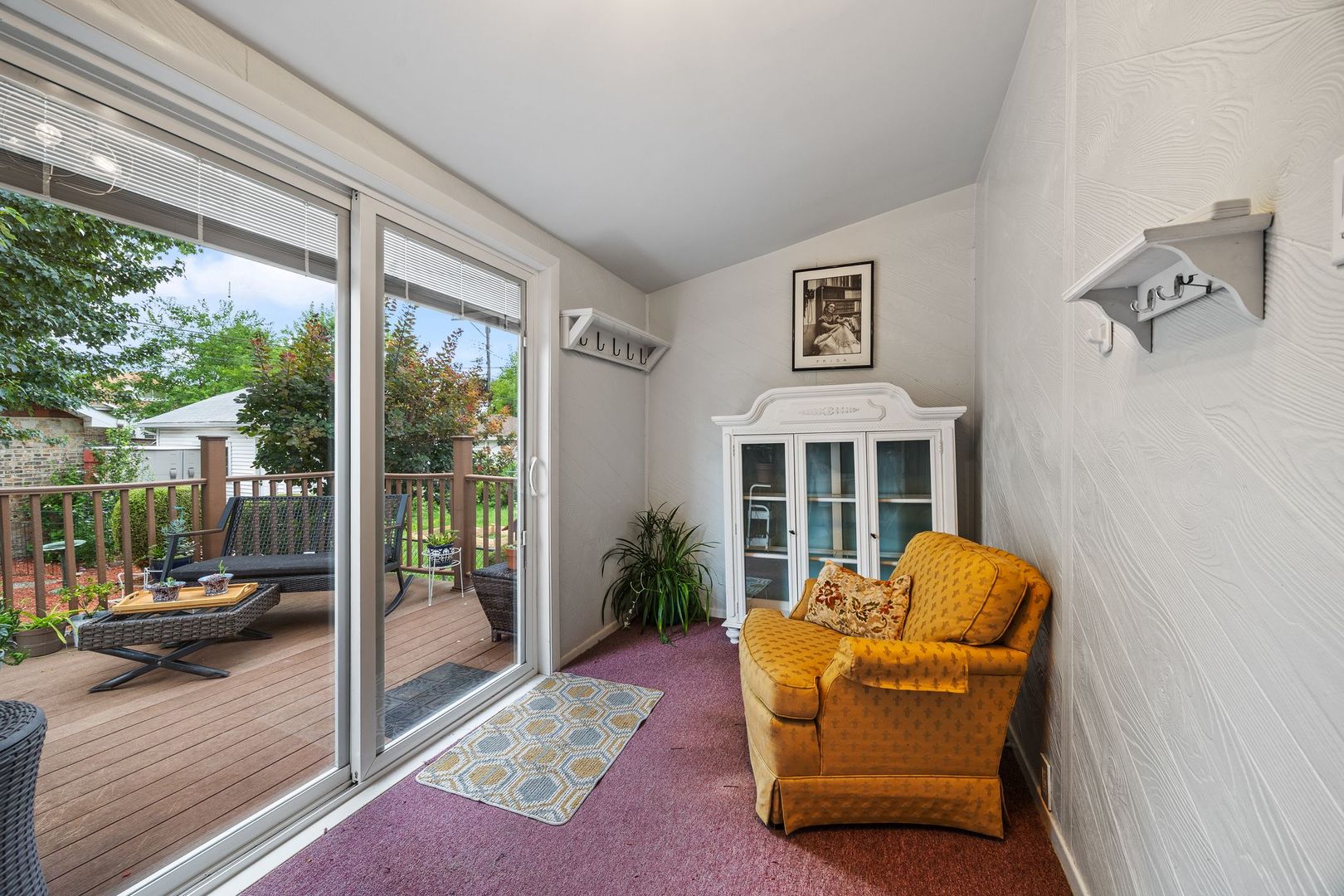 1018 S Mayfield Avenue Property Photo 15
