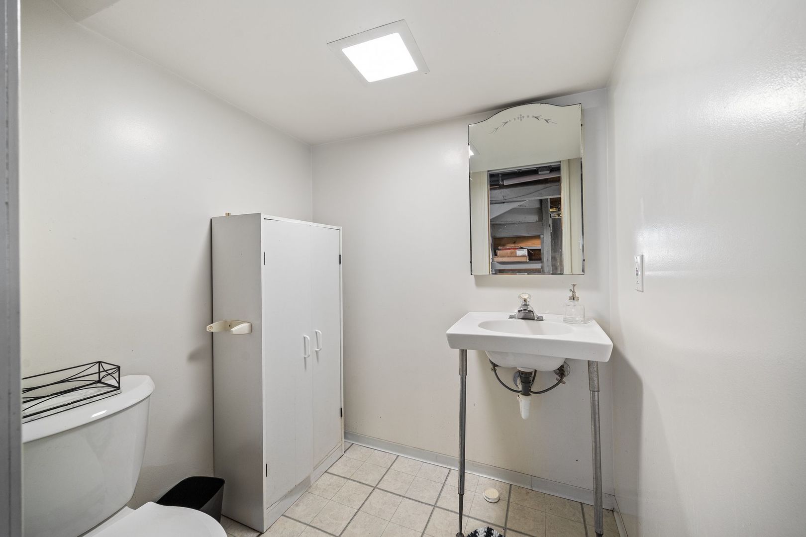 1018 S Mayfield Avenue Property Photo 22