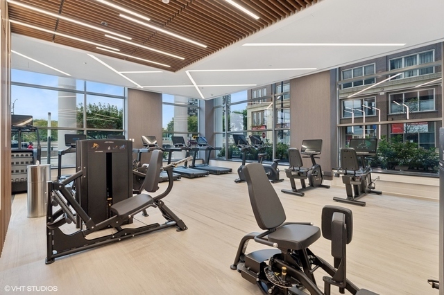 600 N Lake Shore Drive 2102 Property Photo 29