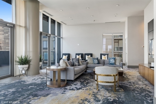 600 N Lake Shore Drive 2102 Property Photo 33
