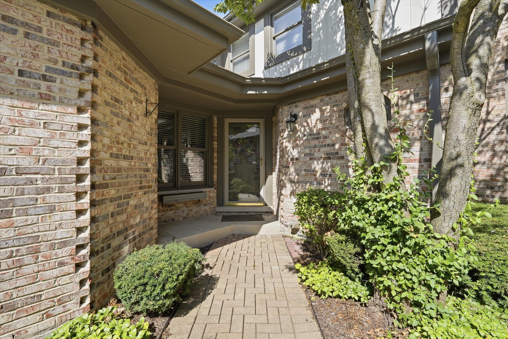 14303 Crystal Tree Drive Property Photo 3