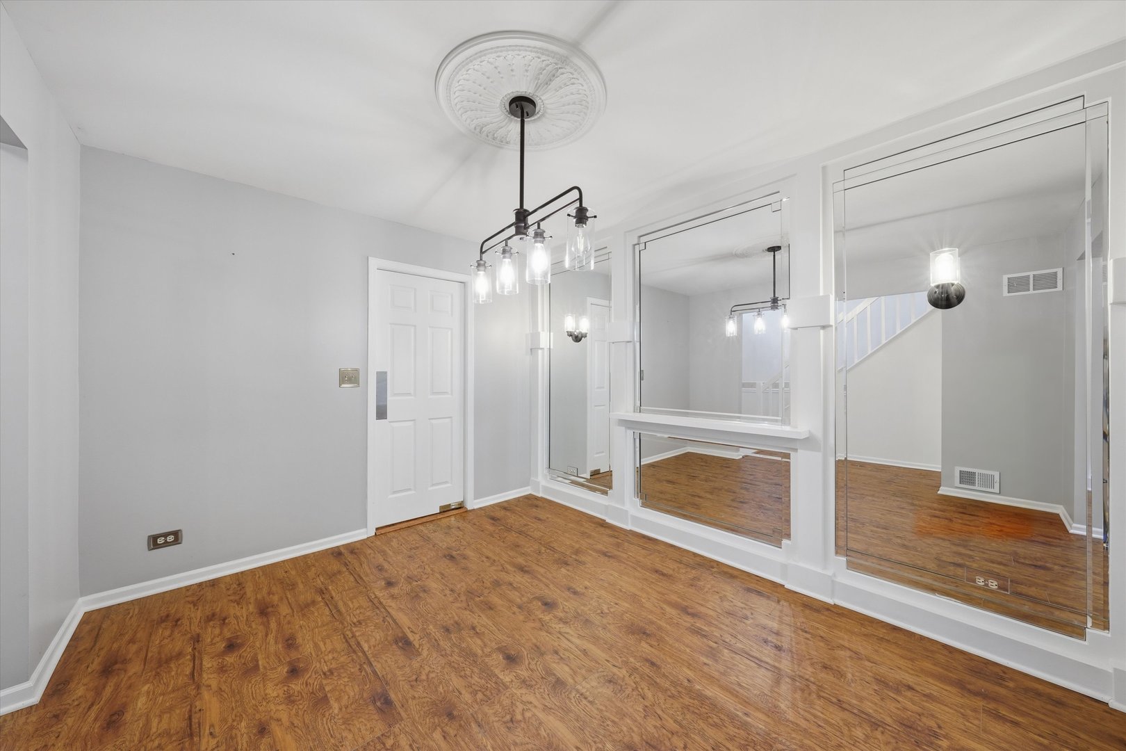 14303 Crystal Tree Drive Property Photo 5