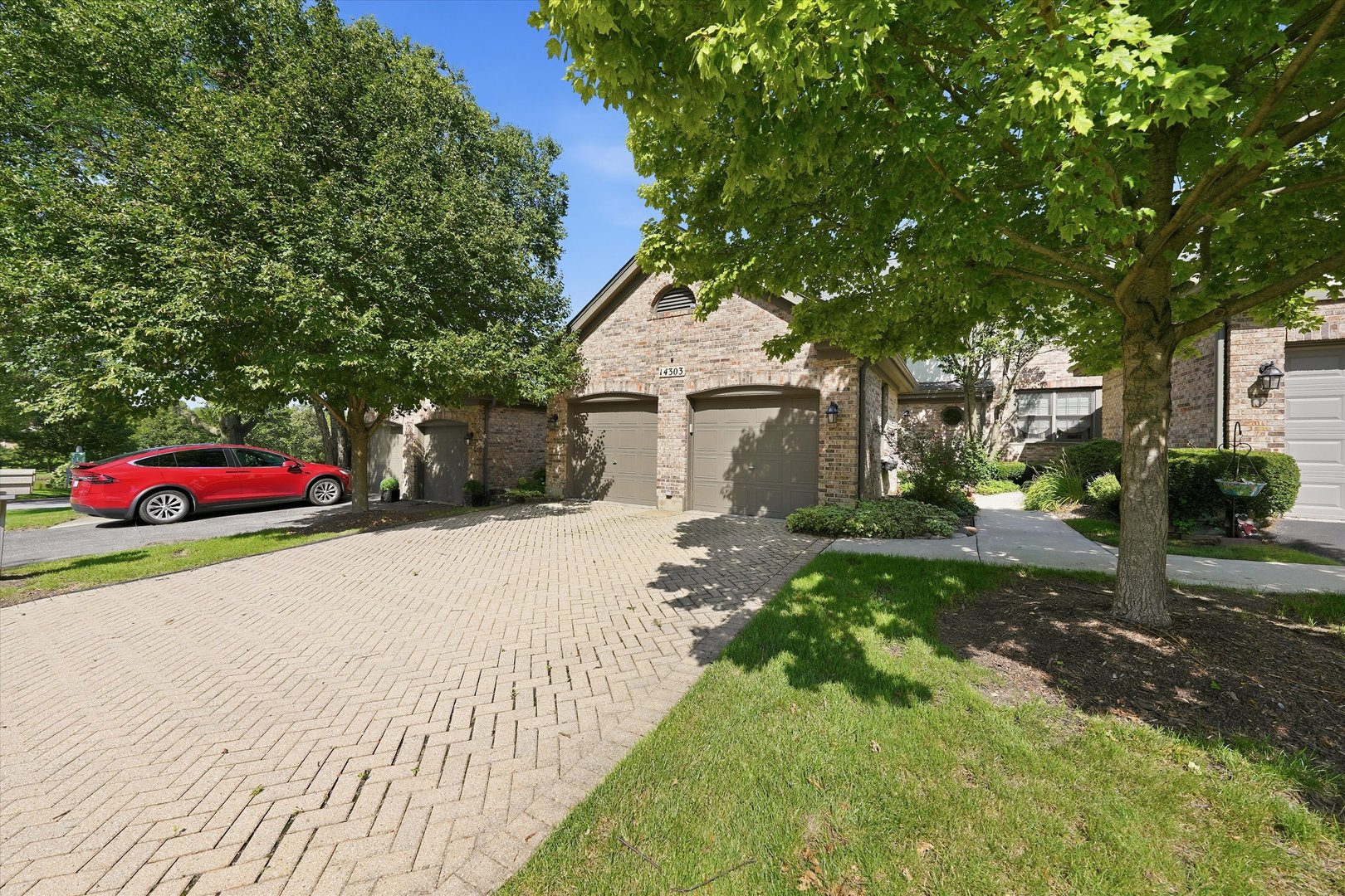 14303 Crystal Tree Drive Property Photo 34