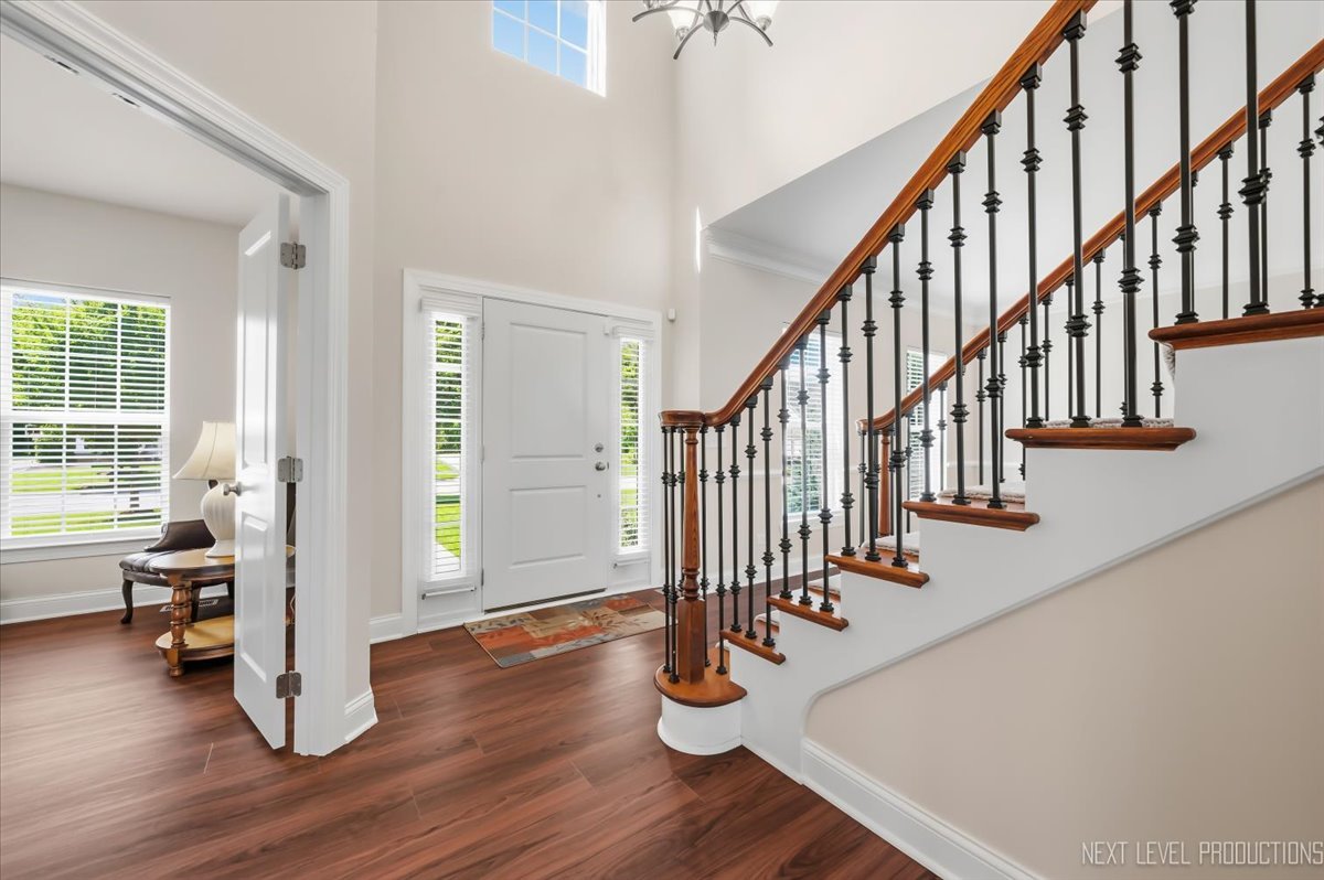 3615 Tournament Drive Property Photo 2
