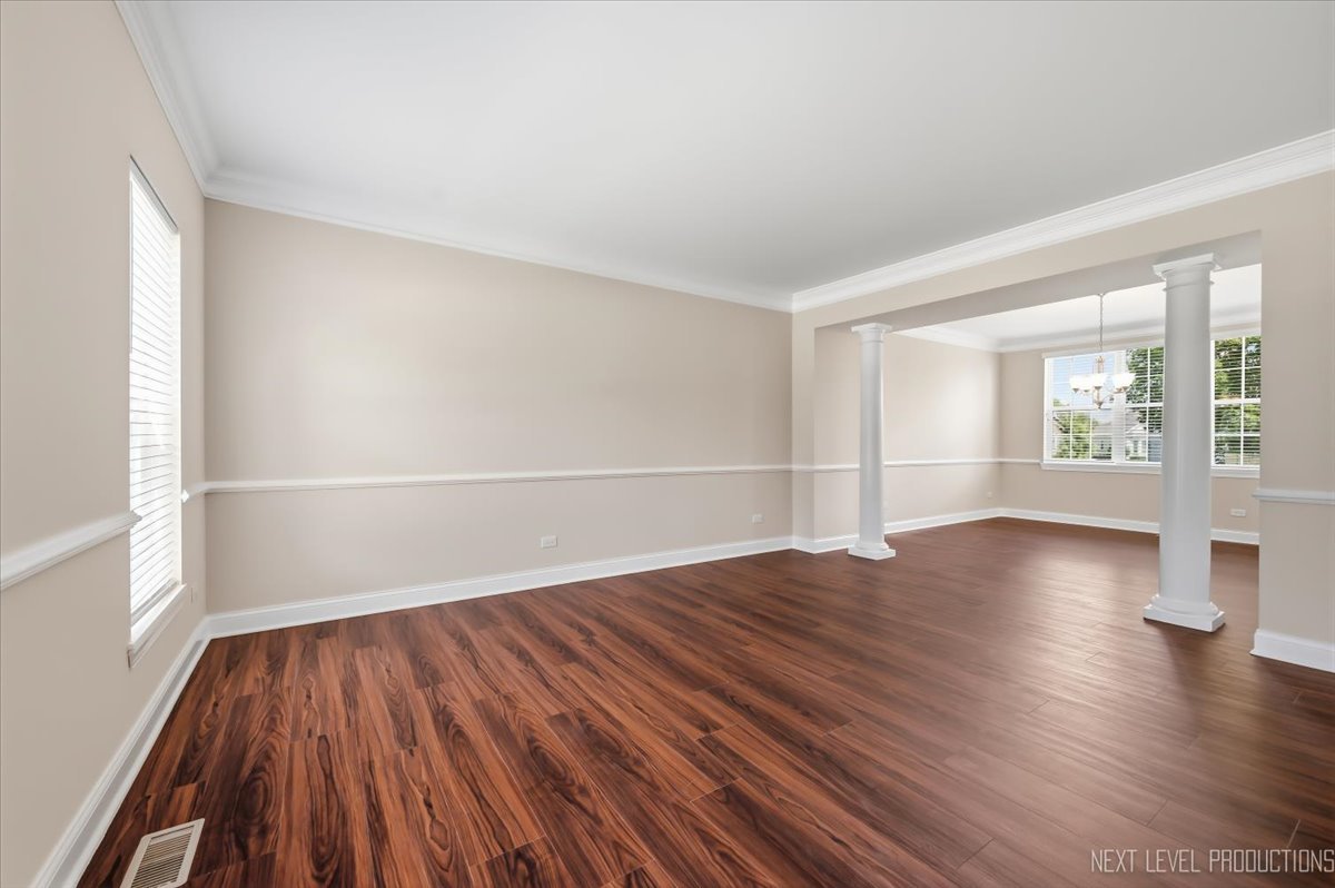 3615 Tournament Drive Property Photo 4