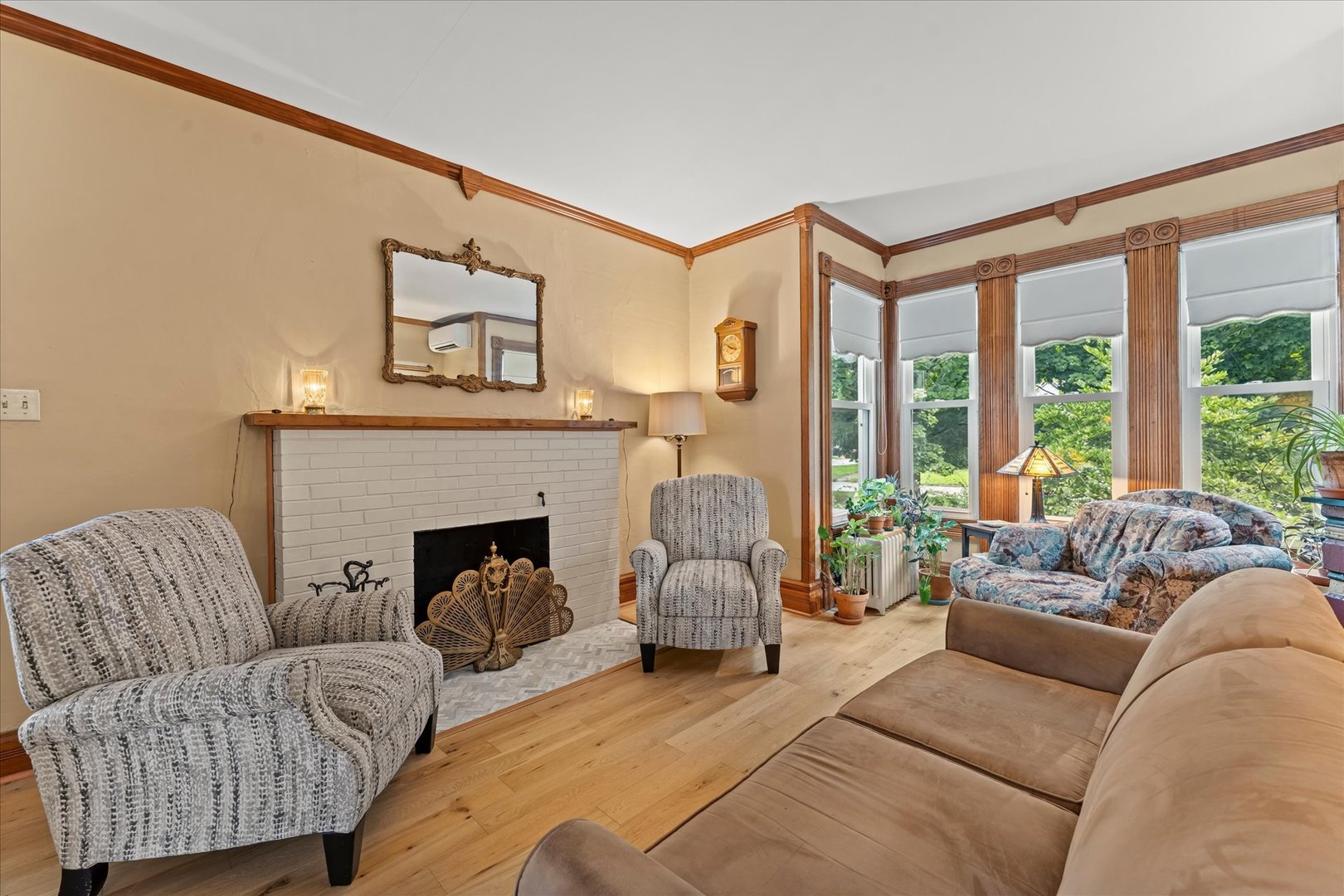 321 N High Street Property Photo 10