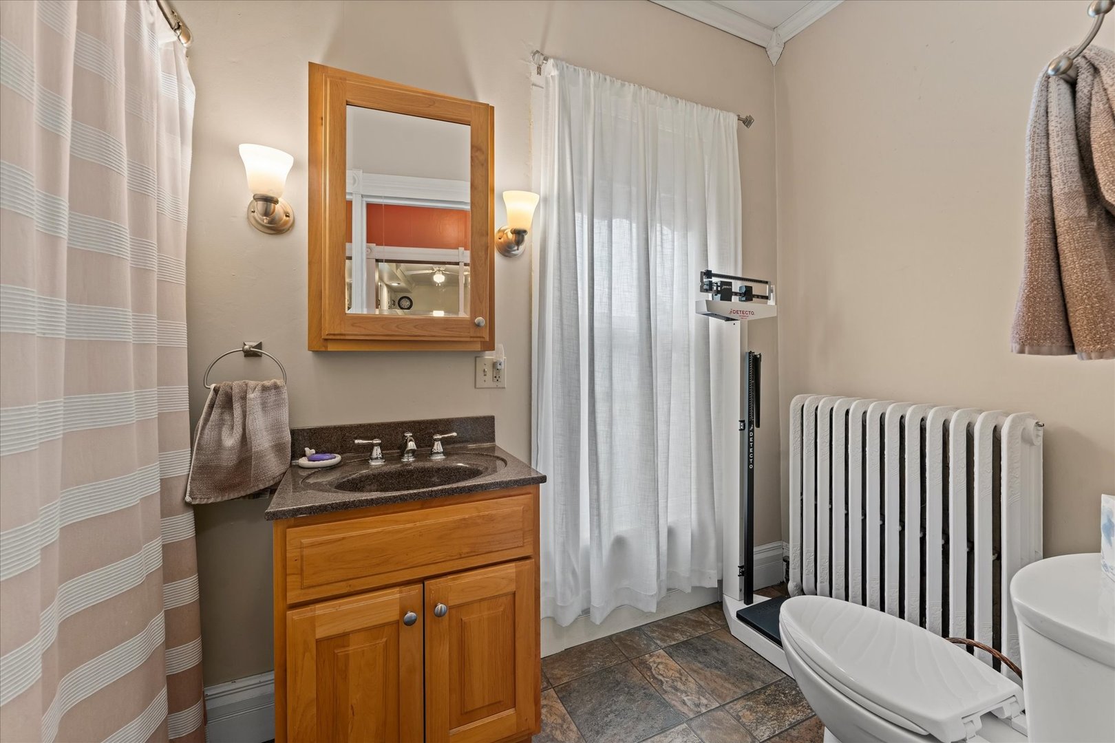 321 N High Street Property Photo 23