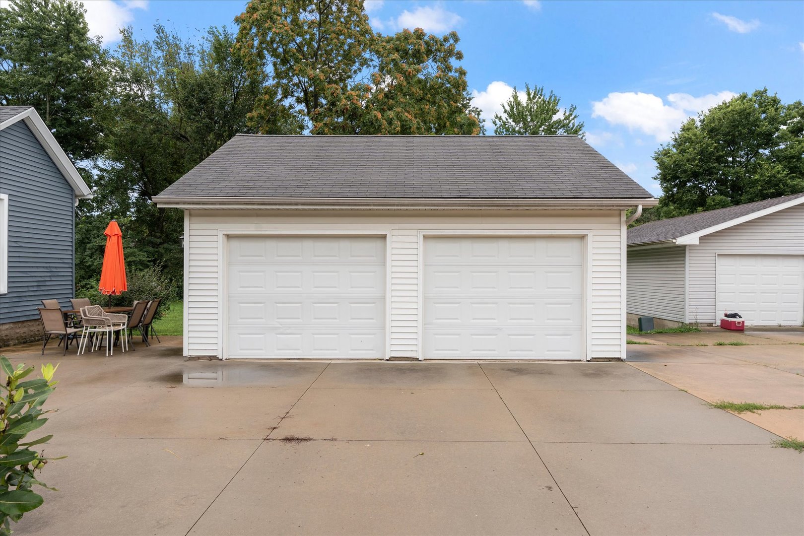 321 N High Street Property Photo 40