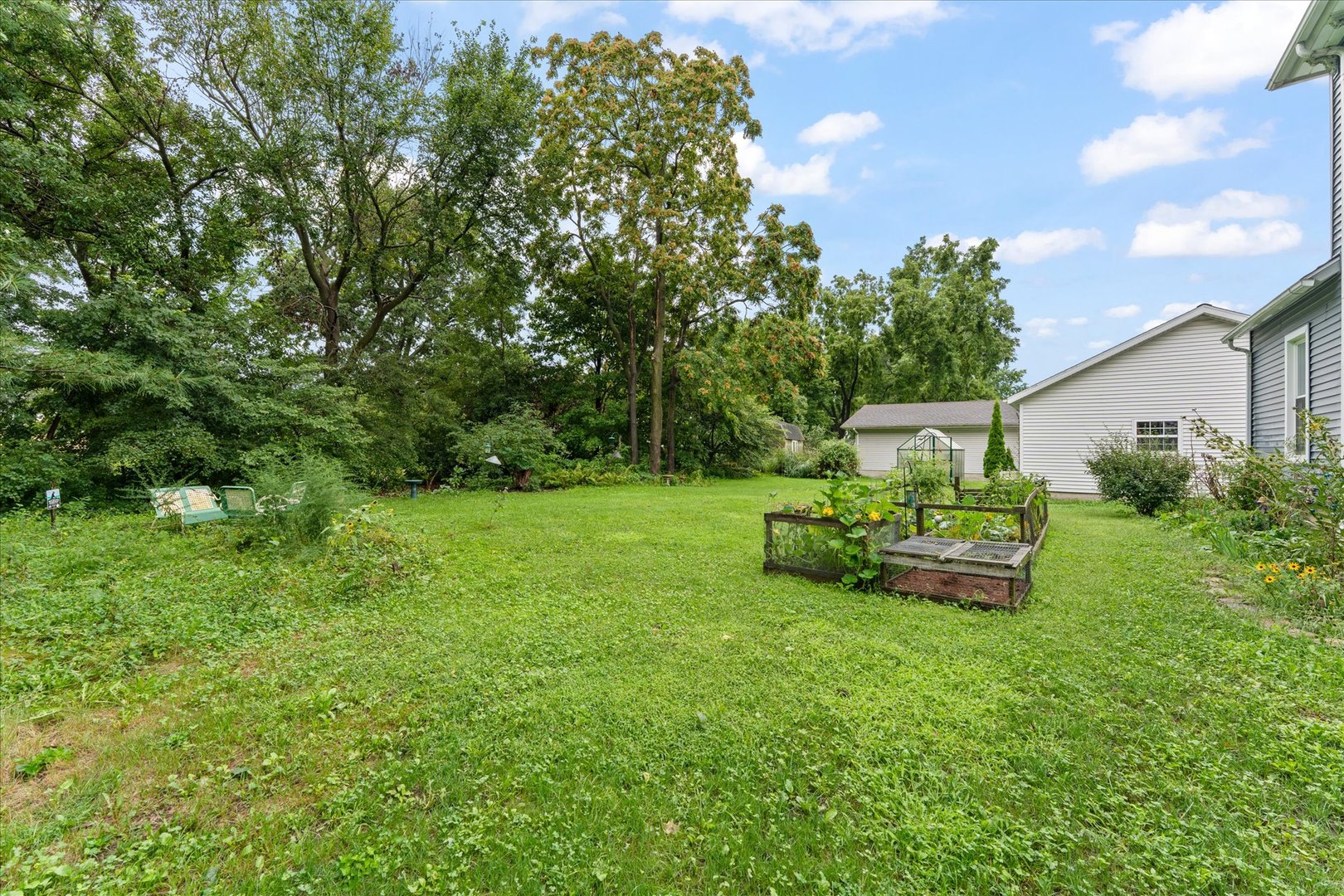 321 N High Street Property Photo 46