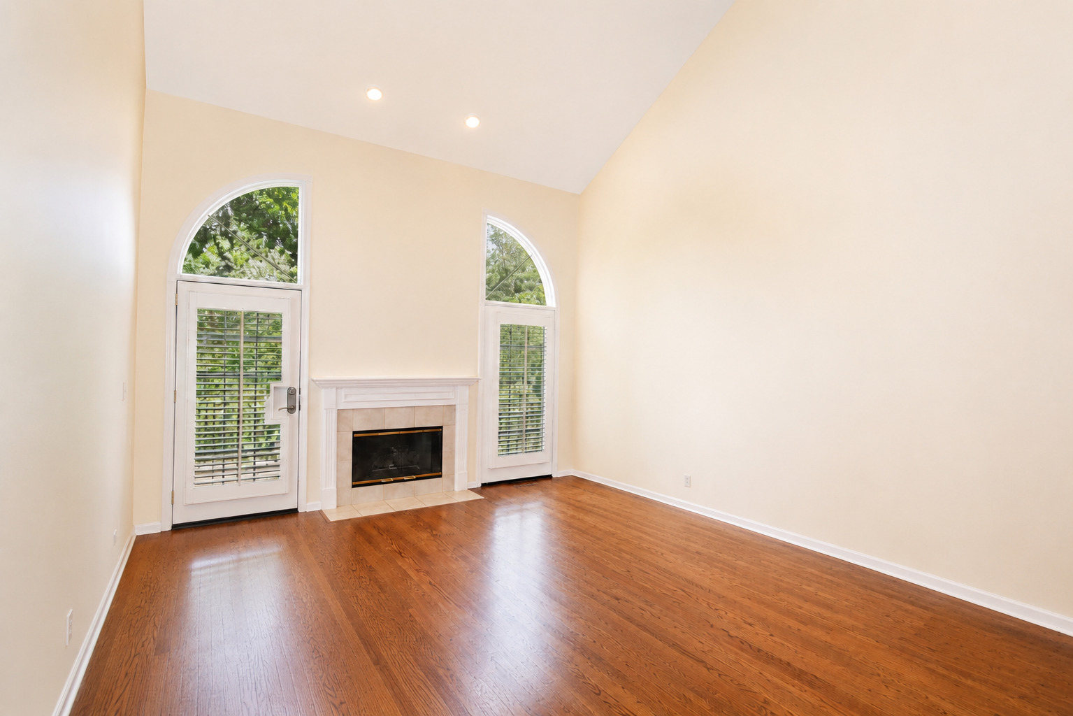 2s729 Parkview Drive Property Photo 4