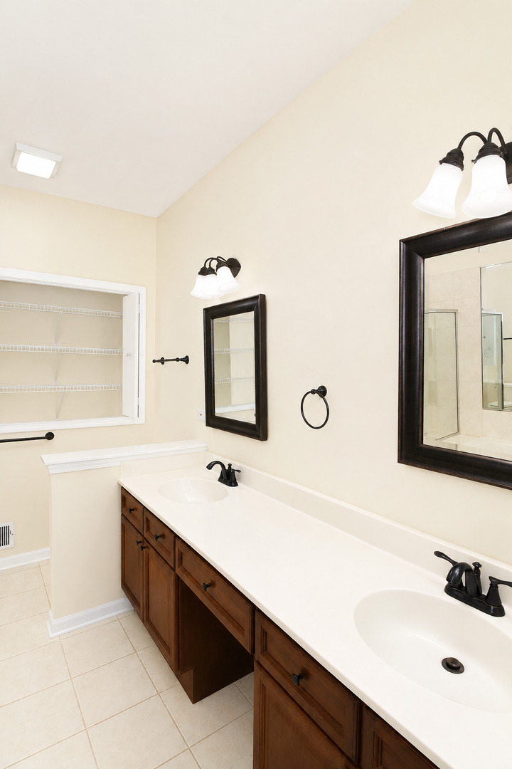 2s729 Parkview Drive Property Photo 15