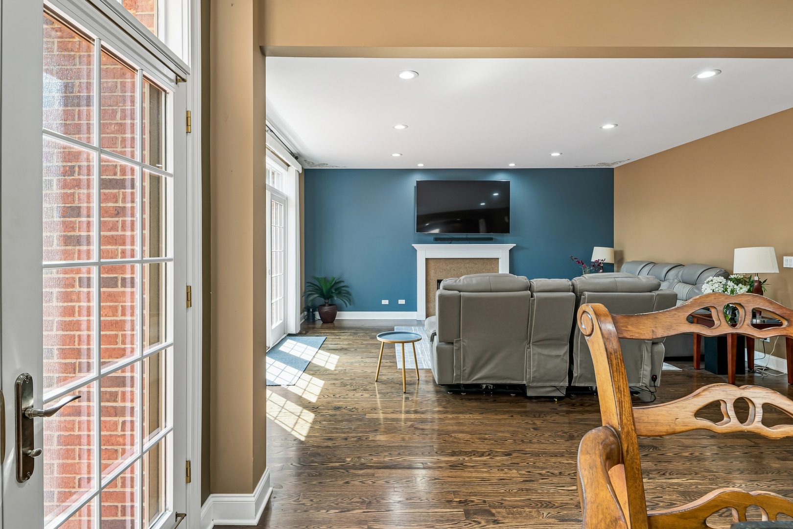 1769 Morse Avenue Property Photo 14