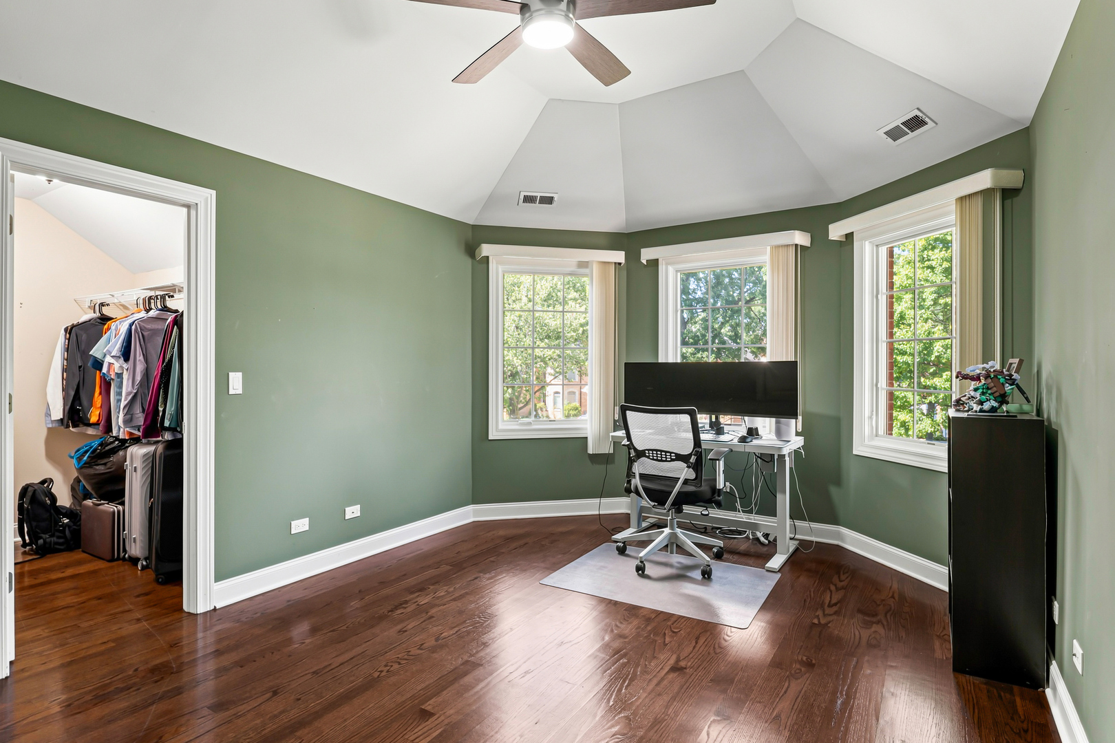 1769 Morse Avenue Property Photo 27