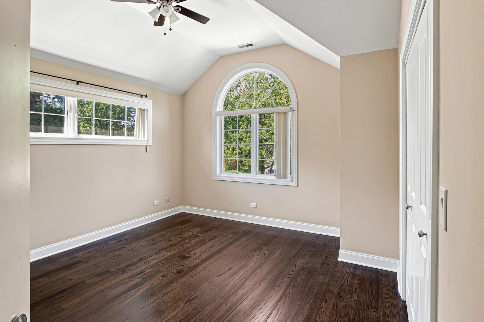 1769 Morse Avenue Property Photo 29