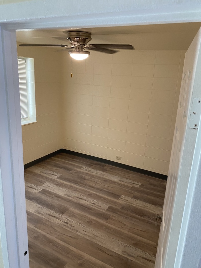 9126 S Buffalo Avenue 1d Property Photo 10
