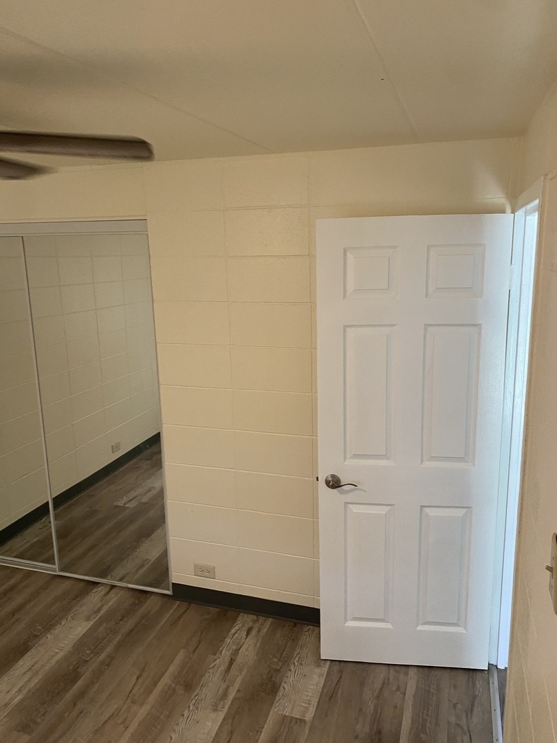 9126 S Buffalo Avenue 1d Property Photo 12