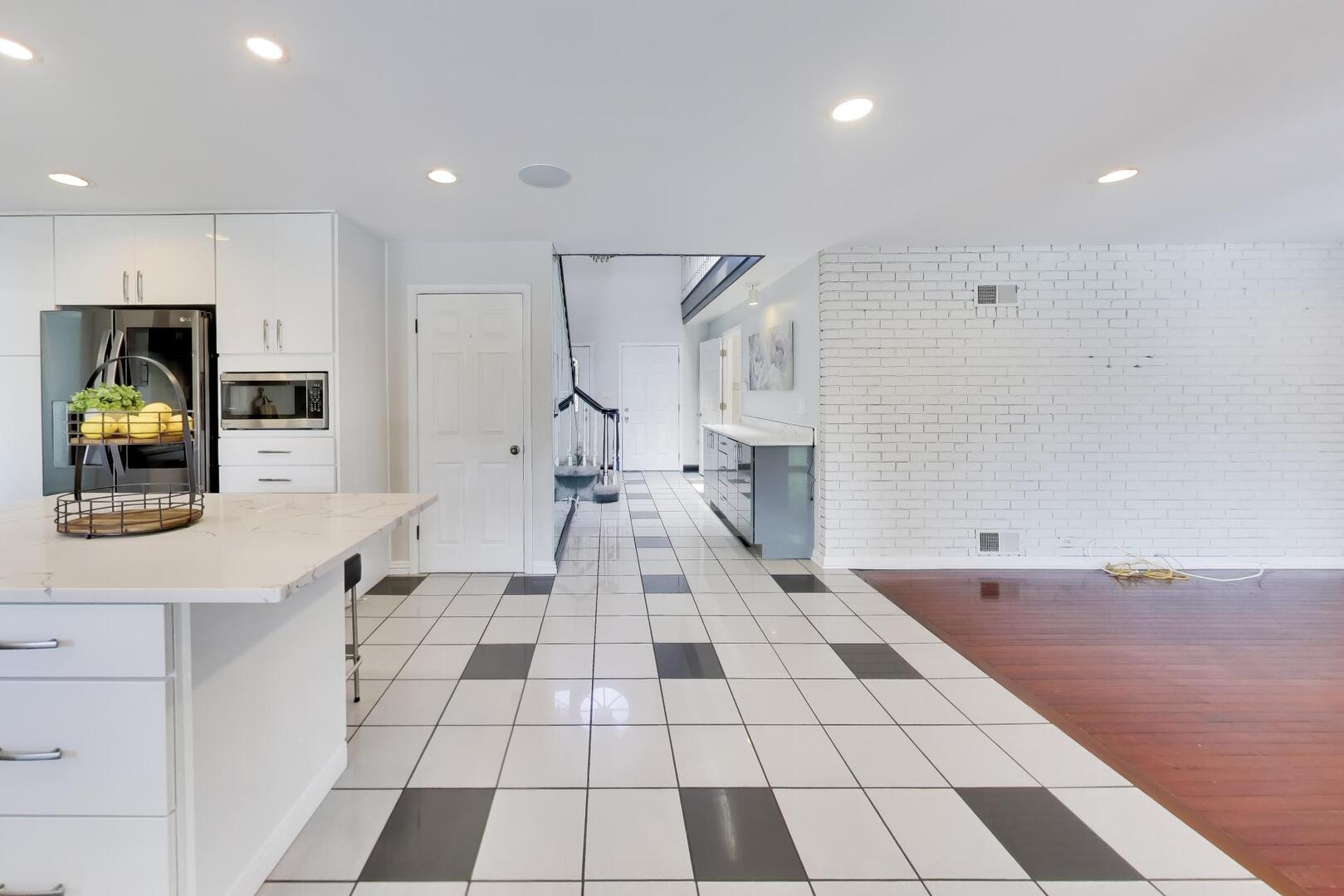 10013 Hope Drive Property Photo 18