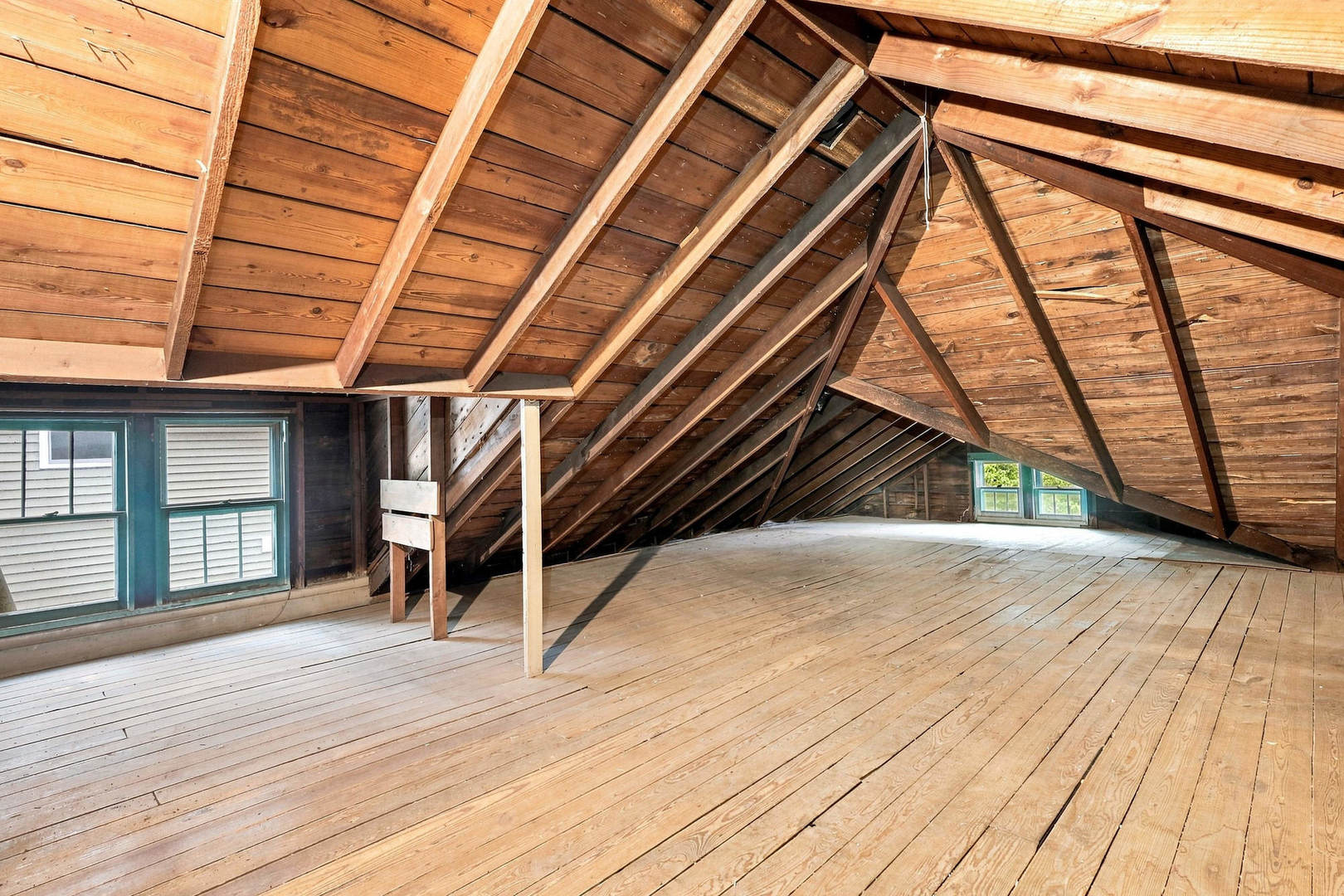 2015 Tremont Avenue Property Photo 25